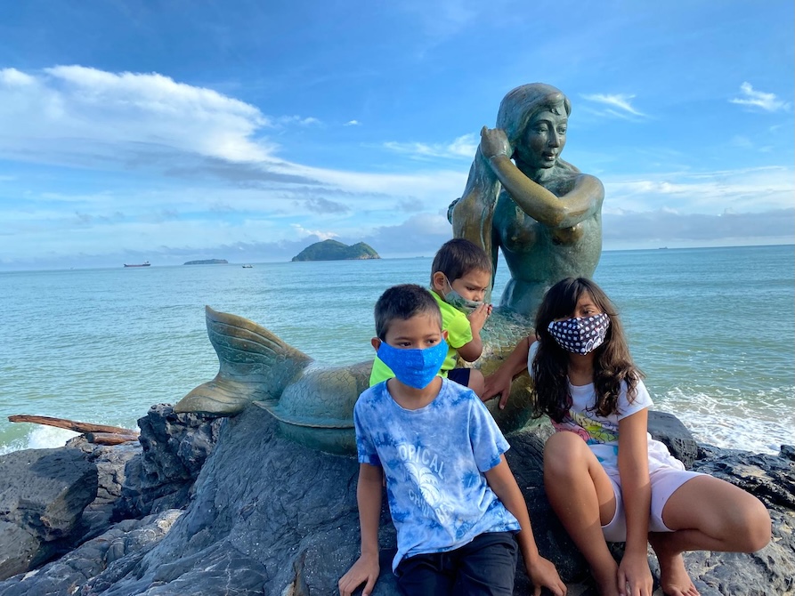  หาดสมิหลา นางเงือกสงขลา